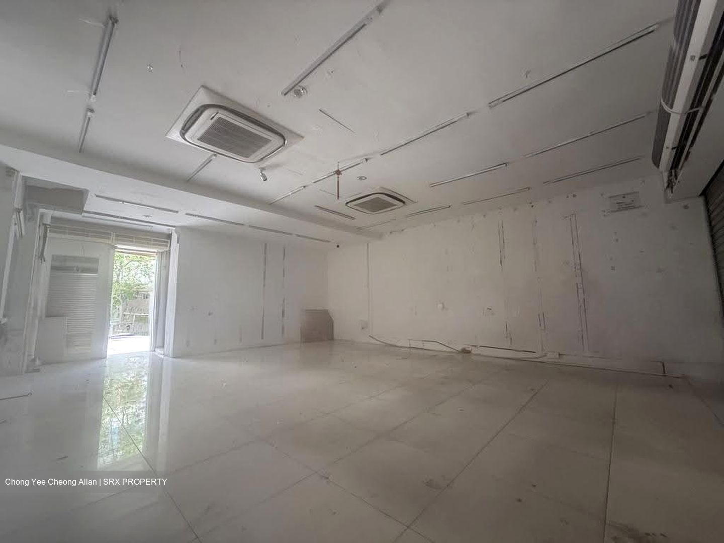 Toa Payoh Central (D12), Shop House #612422721